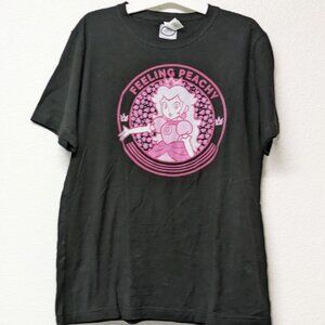 Women's Black and Pink Nintendo Feeling Peachy T-Shirt - XLarge